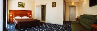 Отель Отельно-ресторанный комплекс Златогор Lubny Номер Делюкс с кроватью размера «queen-size»-3